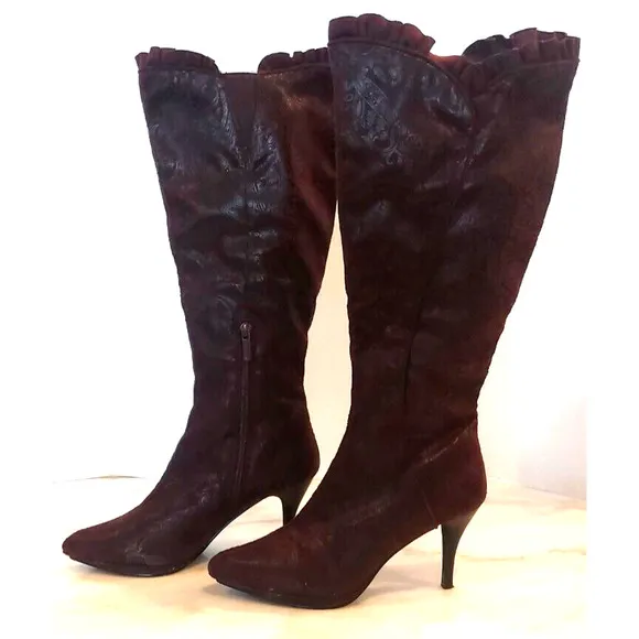 Impo Stretch Eggplant Baroque Shiny‎ Paisley Ruffle Top Dress Boots Women's 8M