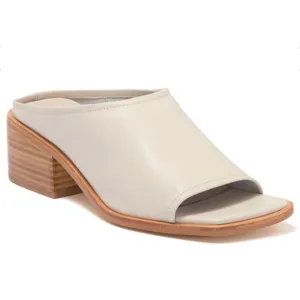 INTENTIONALLY BLANK SO LEATHER BLOCK HEEL SANDAL IN CREAM SIZE 6