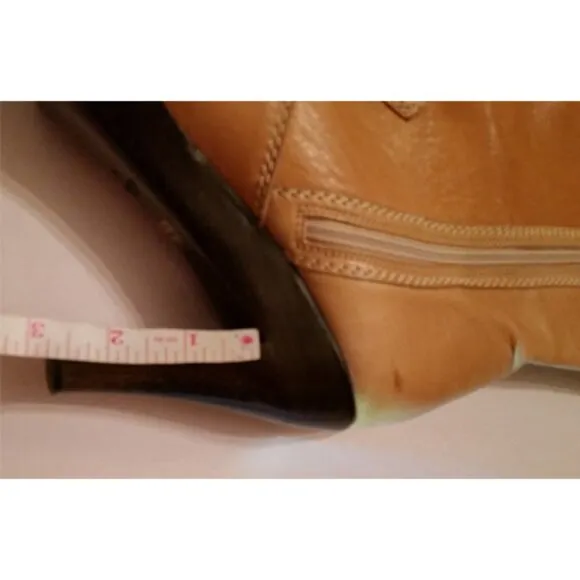Isabella Fiore boots Light Brown/Tan Southwestern Boho Leather sz 7