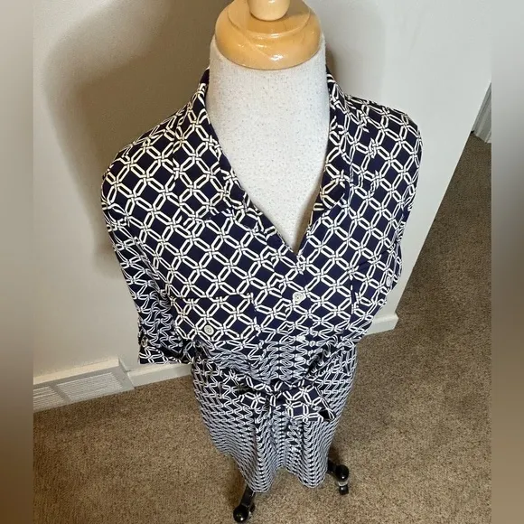 J. McLaughlin Dress Size S Knit shirt Dress Navy White Geometric