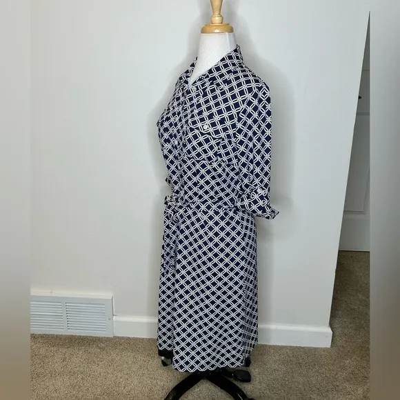 J. McLaughlin Dress Size S Knit shirt Dress Navy White Geometric