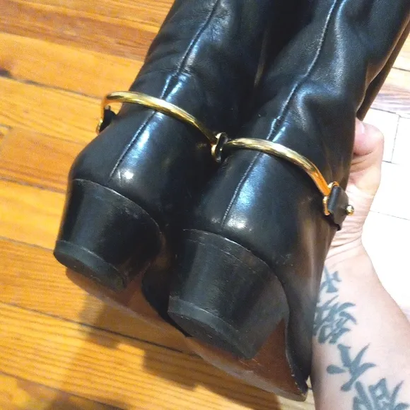 Joan &amp; David boots