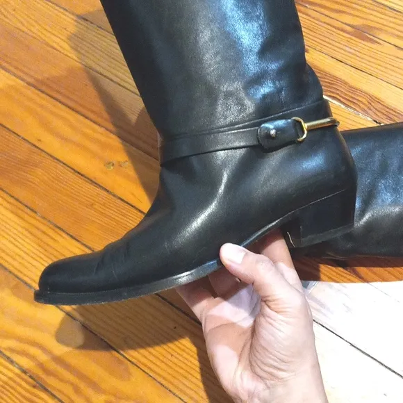 Joan &amp; David boots