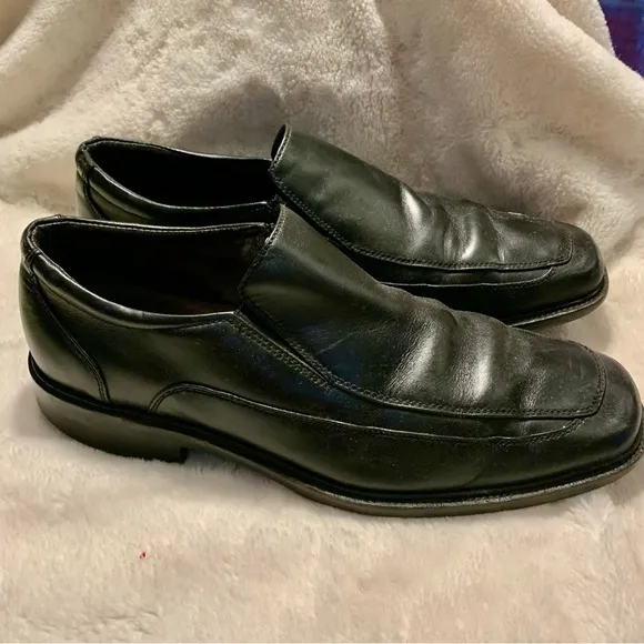 Johnston &amp; Murphy Dress Shoes 10M Men’s Black Leather Slip-On Loafers Classic