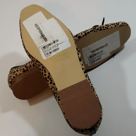 Kaanas~Size 6~Beige/Black Riga-LEO Ballet Shoes.