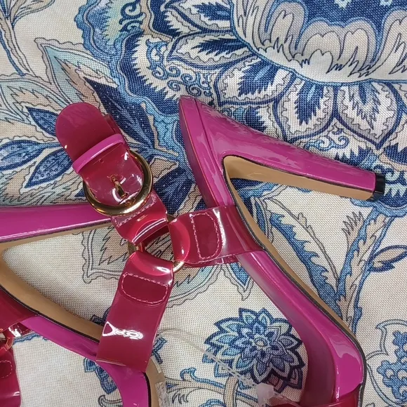 Karl Lagerfeld Paris Cieone Clear Vinyl Dress Sandals Multi Sizes New