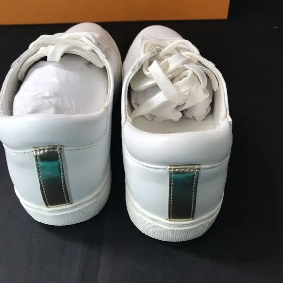 Kenneth Cole White Sneakers