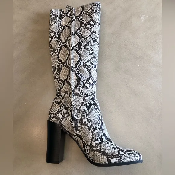 KENNETH COLE Womens Snake Skin-Print Justin Round Toe Block Heel Boots 7.5