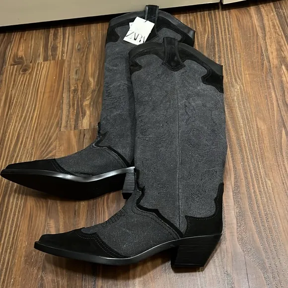 Knee High Cowboy Boots Size 10