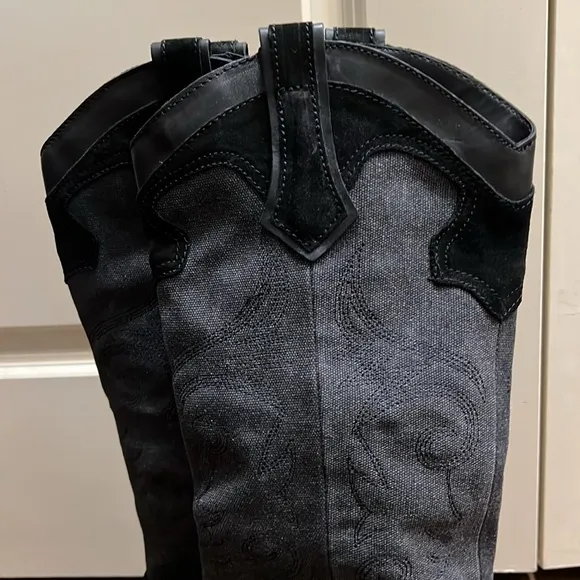 Knee High Cowboy Boots Size 10