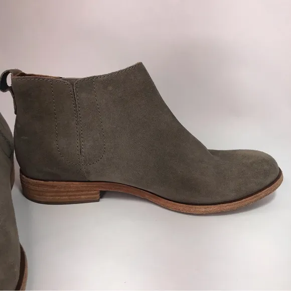 Kork-Ease Women's Grey Suede Leather Ankle Boots Size 8.5
