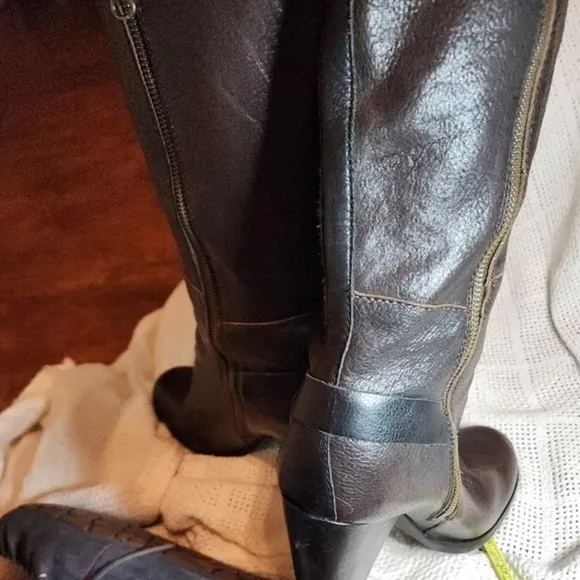 Korkease Leather knee high riding boots 10 NEW‎
