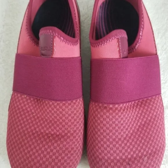 KURU Ellie slip on shoes