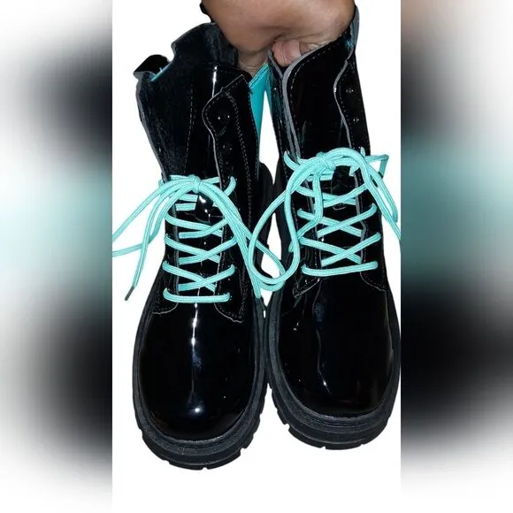 Ladies color block combat boots sz 8