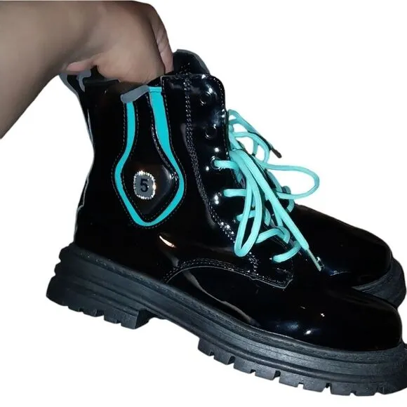 Ladies color block combat boots sz 8