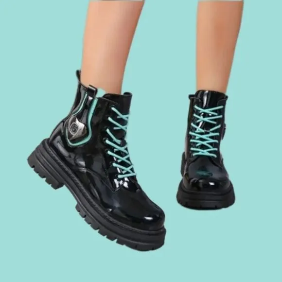 Ladies color block combat boots sz 8