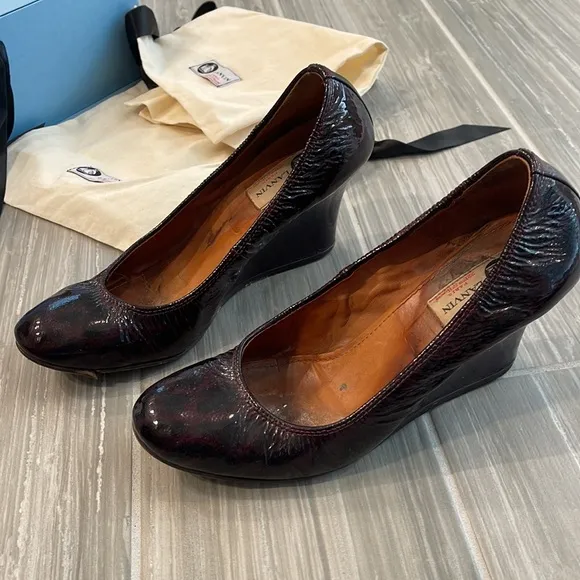 Lanvin burgundy patent wedge ballet shoes, size 38 (8 us)