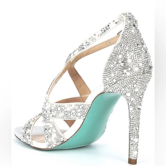 Last 2! New BETSEY JOHNSON  stilettos  397J