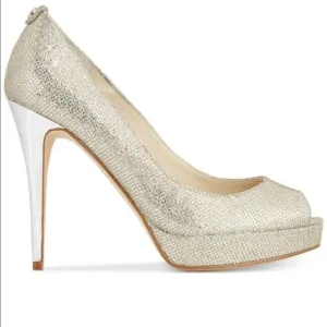 🎉last deal 🎉Michael kors York platform pumps💞