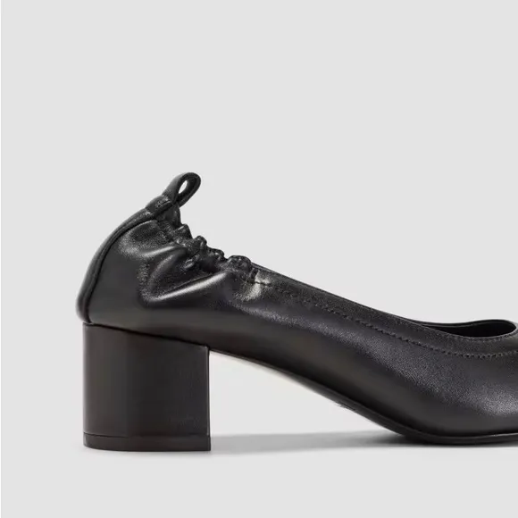 Like New - EVERLANE Day Heel - Black