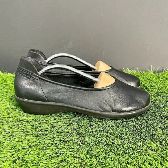 Loints of Holland Black Leather Wedge Ballet