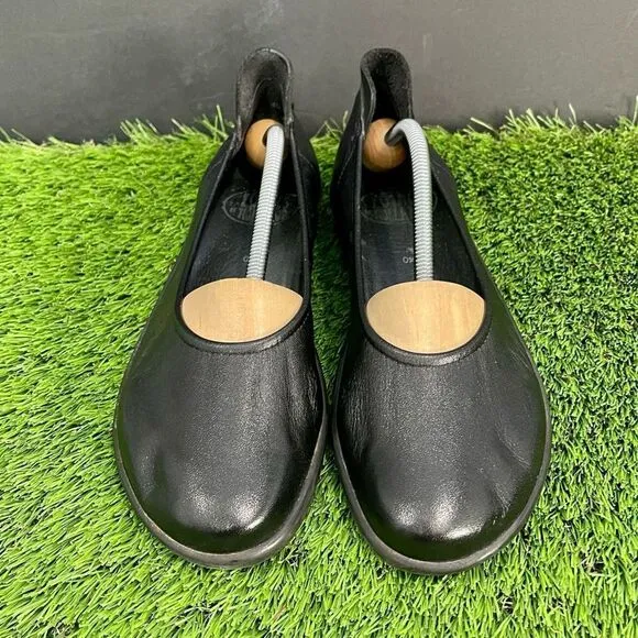 Loints of Holland Black Leather Wedge Ballet