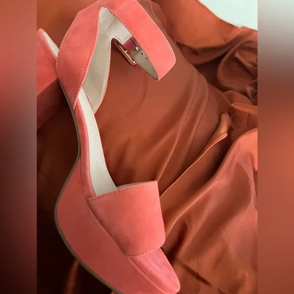 LOUISE ET CIE Suede Sandals
