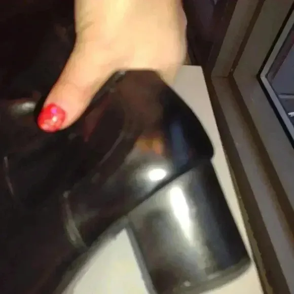 Luca Grossi knee high black boots 40 gently used