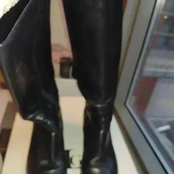 Luca Grossi knee high black boots 40 gently used