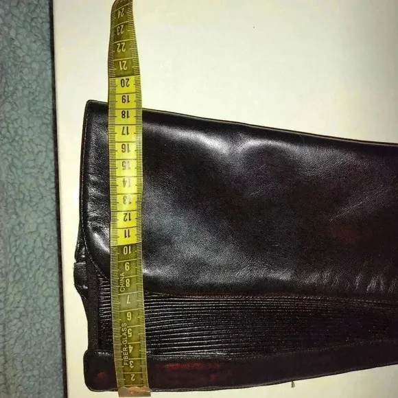 Luca Grossi knee high black boots 40 gently used