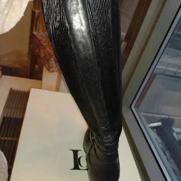 Luca Grossi knee high black boots 40 gently used
