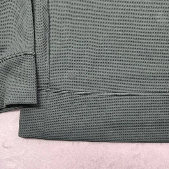 Lululemon Shift Stitch Shirt Men L XL Green Waffle Knit Crew Neck Classic Casual