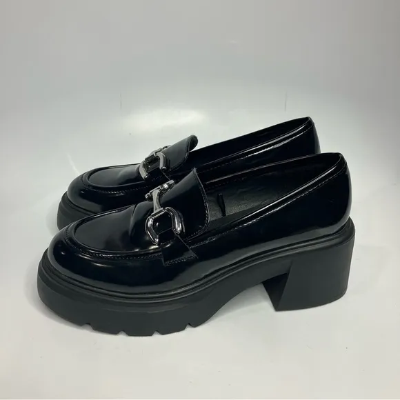 Madden Girl Carter-B shoes lug sole Y2K vibes size 6.5