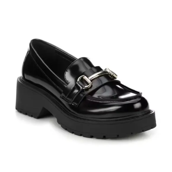 Madden Girl Carter-B shoes lug sole Y2K vibes size 6.5