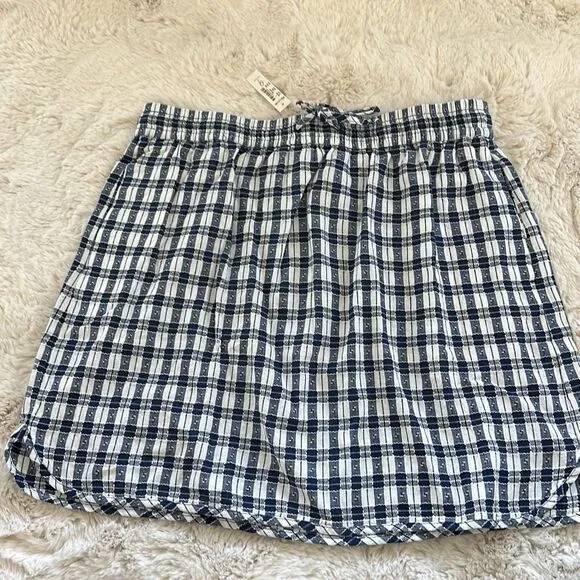 Madewell Curved-Hem Mini Skirt in Plaid Size L