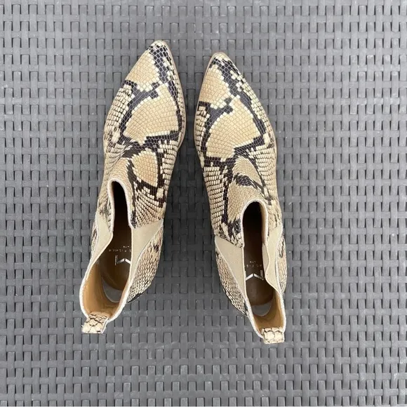 Marc FISHER Beige Animal Print Snake Stacked Heel Leather Chelsea Booties 7M