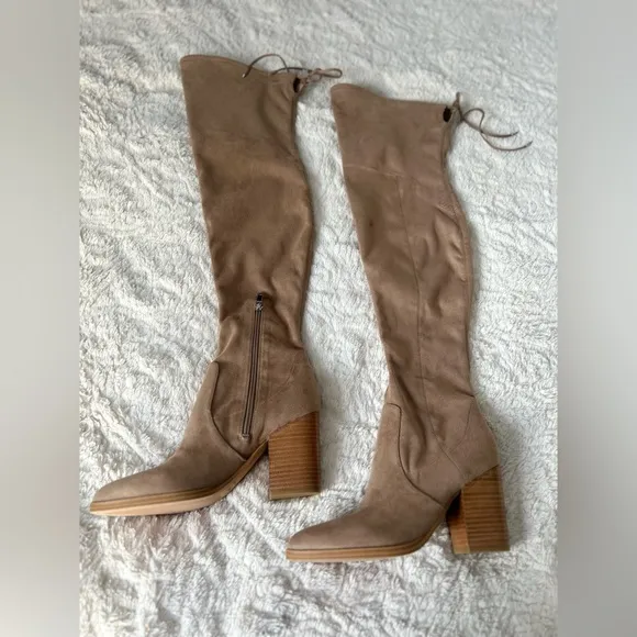 Marc Fisher high knee boots