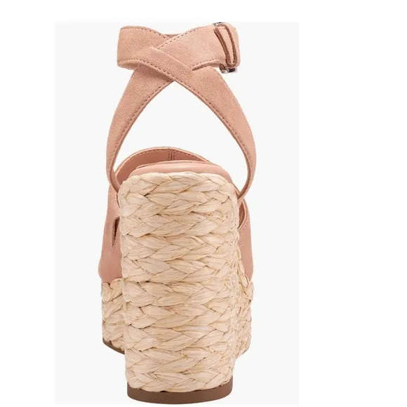 Marc Fisher LTD Nelly Ankle Strap Wedge Sandals Light Natural 111 Women’s 10