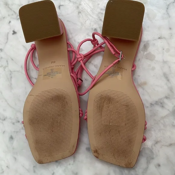 Marc Fisher pink sanders size 8