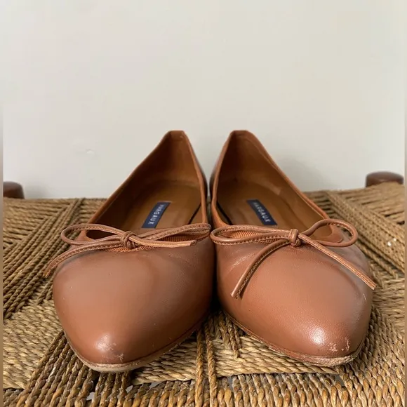 Margaux Shoes Women’s 39 W The Pointe Saddle Napa Ballet Flat