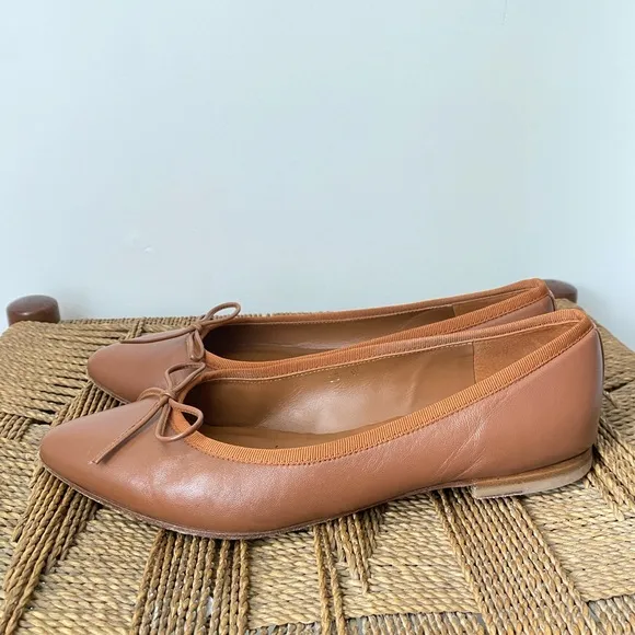 Margaux Shoes Women’s 39 W The Pointe Saddle Napa Ballet Flat