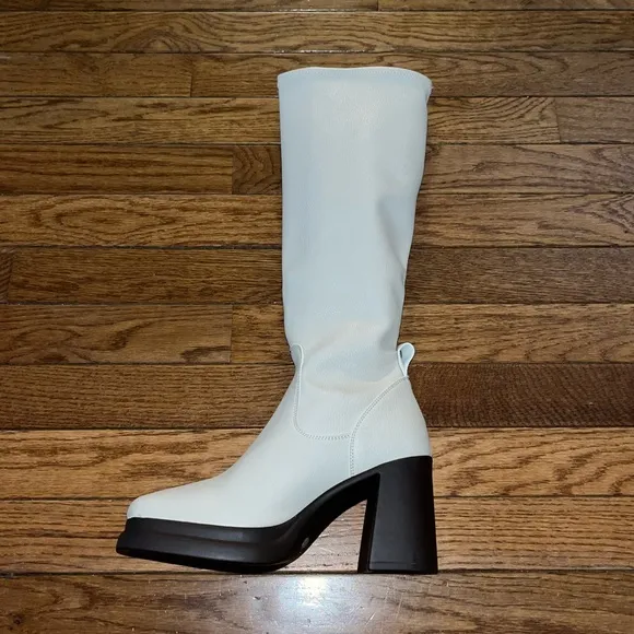 Matisse Delaney High Shaft Boots Creamy Bone White Women’s Size 5