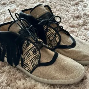 Mens Sz 10 Lace Up Fringed Black &amp; Tan Athletic Shoes ANDROID HOMME MACH 2