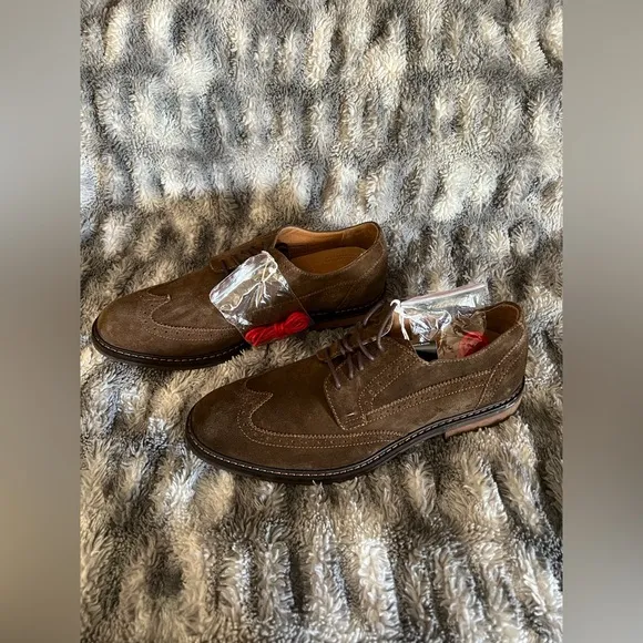 Mens Vionic (Bruno) Brown Dress Shoes (removable insoles) Size: 9