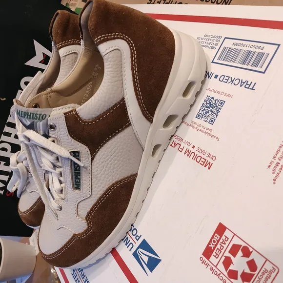 Mephisto Men's White and Brown Sneakers