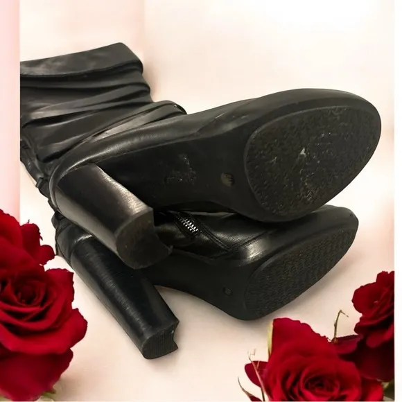 Michael Kors Black Leather Knee-High Boots Size 8