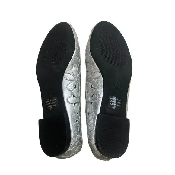 MIchael Kors Womens Ballet Shoes Silver Leather Flowers Size 7M