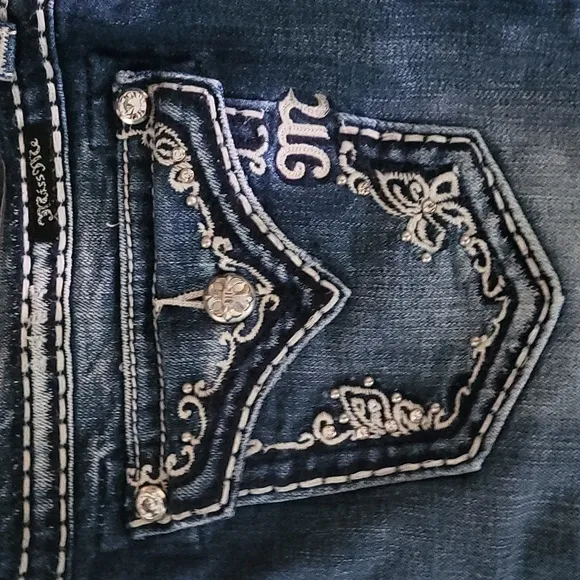 Miss Me 💥rare💥Y2K Vintage Thick Stich Low Rise Butterfly &amp; Diamonds Jean Skirt