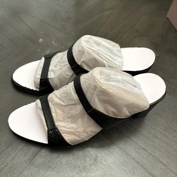 NATURALIZER Venus Womens Leather Mule Sandals