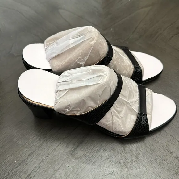 NATURALIZER Venus Womens Leather Mule Sandals